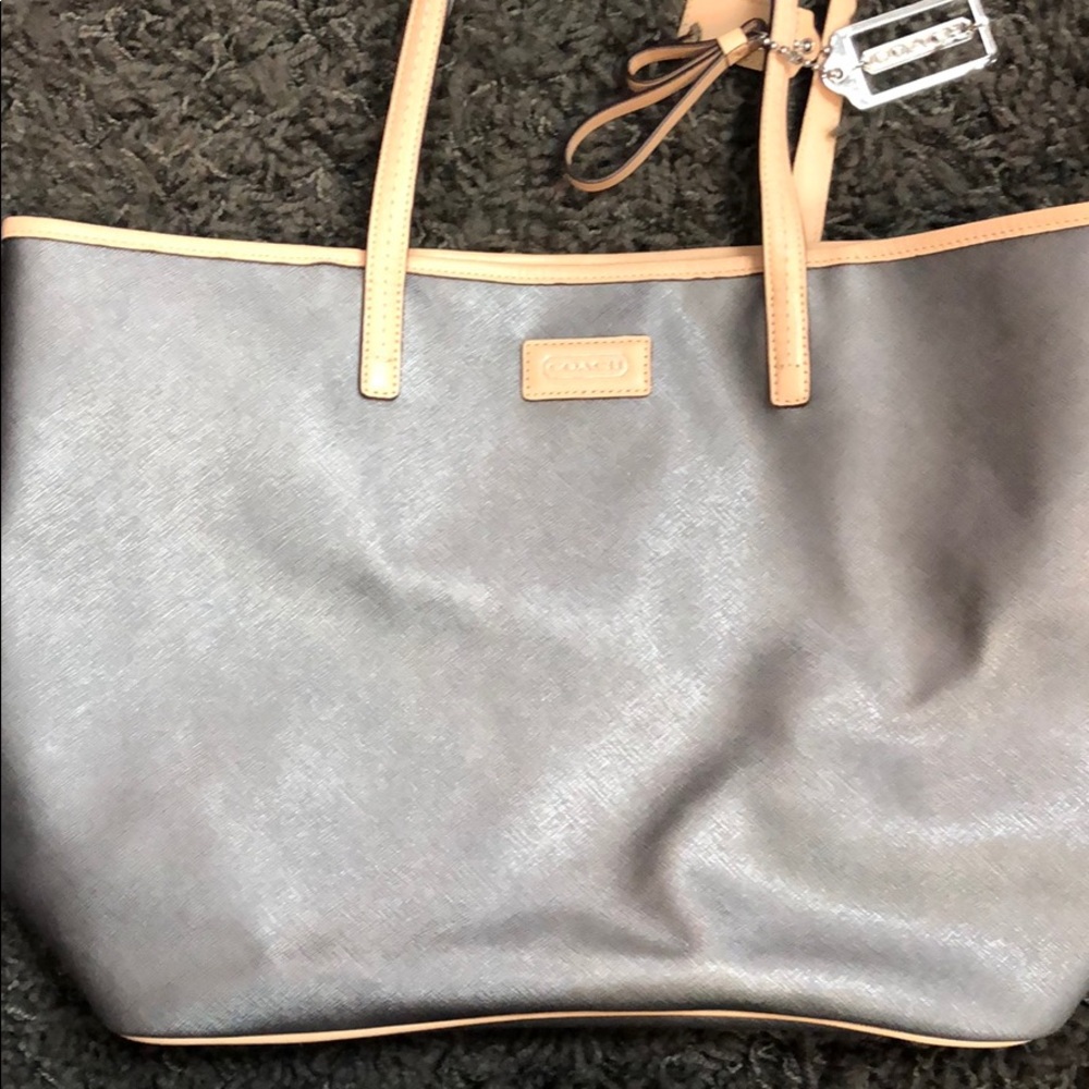 Coach tote
